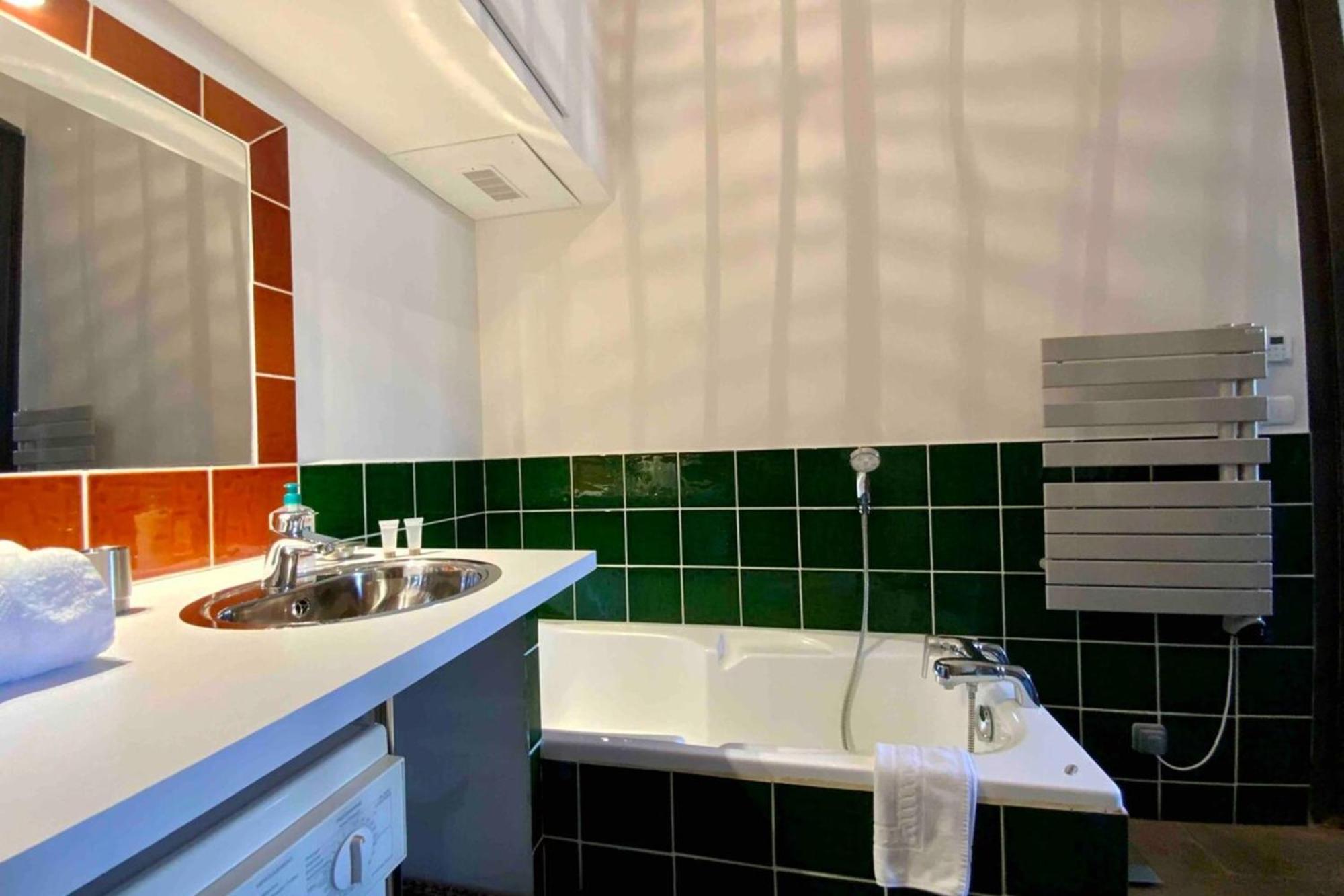 The Elegant- 2 Bedrooms And Central! Montpellier Buitenkant foto